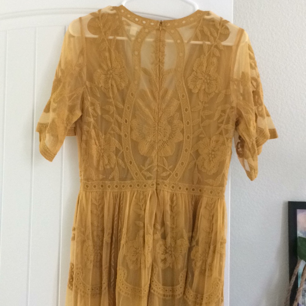 Dress - Picture 6 of 8